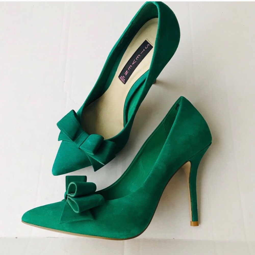 ISO #stevemadden 6.5 emerald green